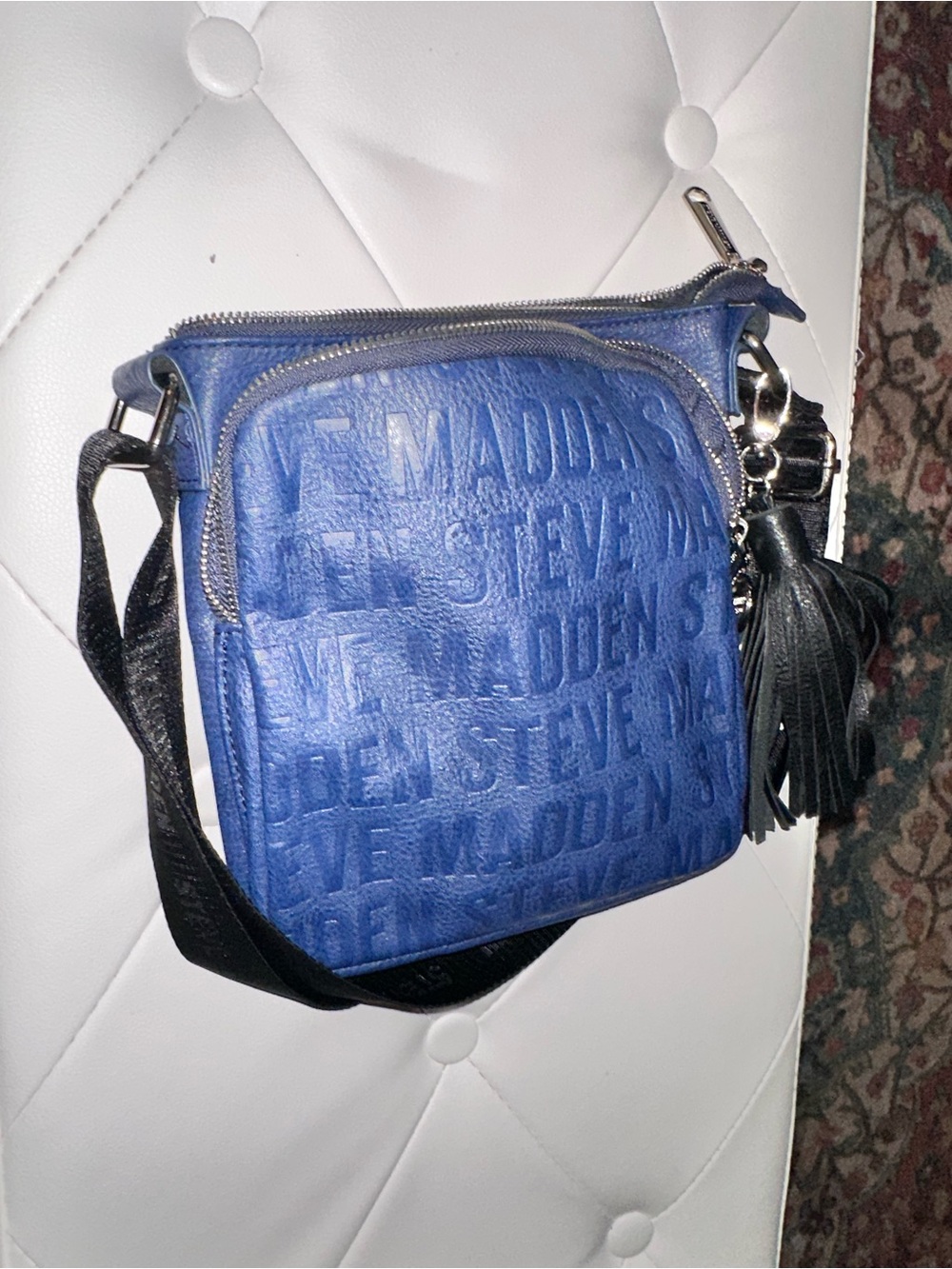 Steve Madden Textured Crossbody Bag in Blue with Black Strap